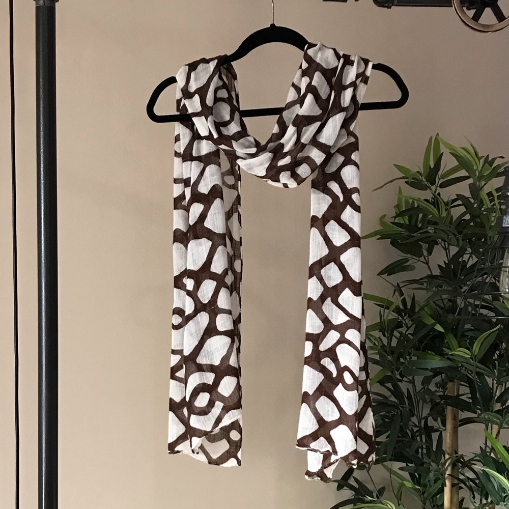 Fossil Giraffe Print Scarf